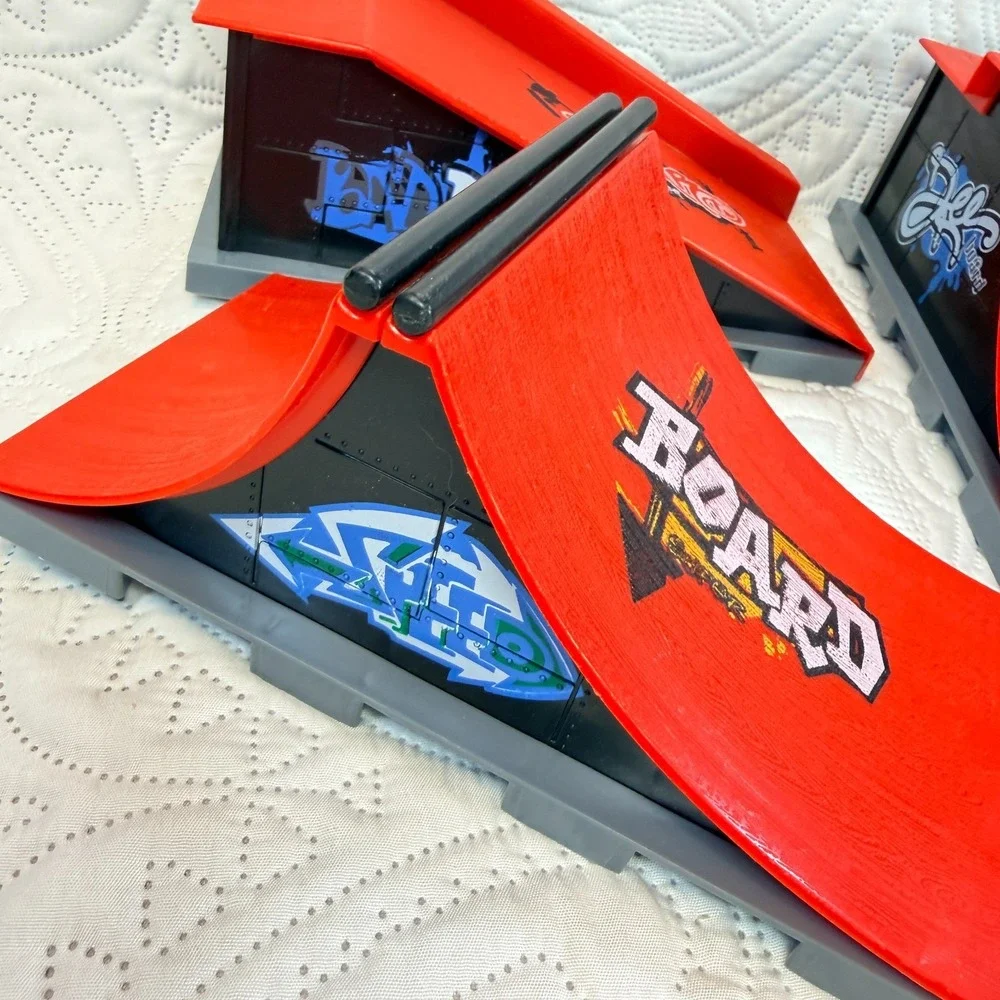 Tech Deck Fingerboard Ramp Lot Orange Quarter Pipe Kicker Stair Set Pre-owned